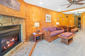 Leatherbark 103A 3BR 2BA Quiet And Serene Private Deck WiFi